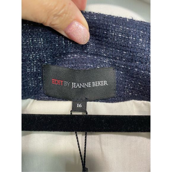NWT Size 16, Jeanne Beker blue and white distressed cotton/linen blend blazer. - Picture 3 of 6